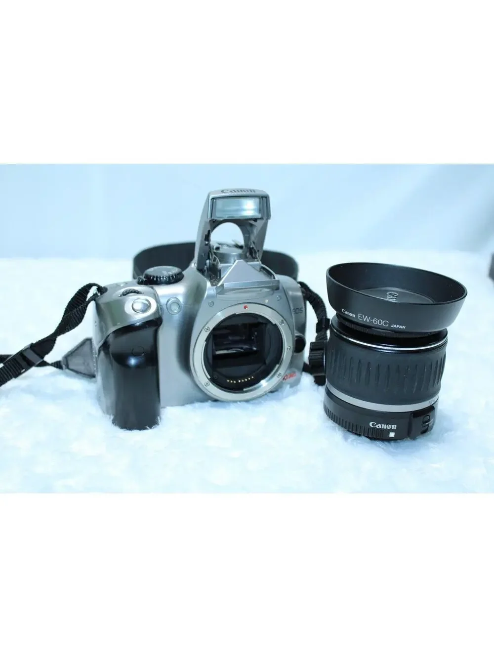 Canon EOS Digital Rebel lens 18-55mm with charger and 2GB card. Tested.